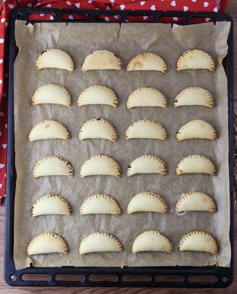 Freshly baked cookies out of the oven